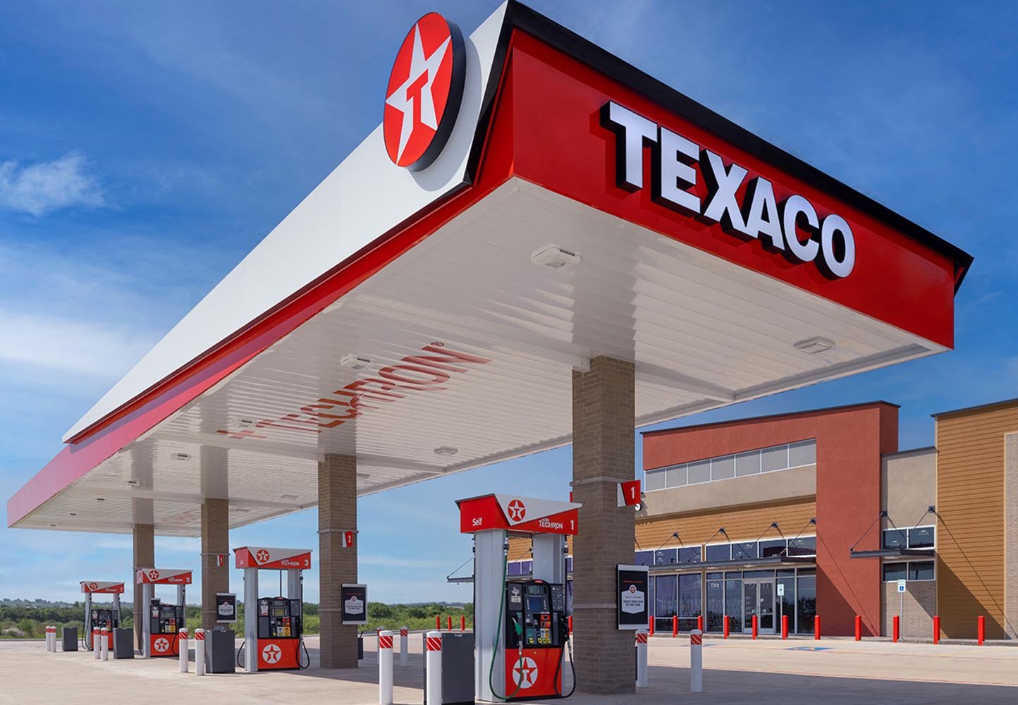 Shining Star Chevron Polishes Texaco Brand Stations with New Modern Look